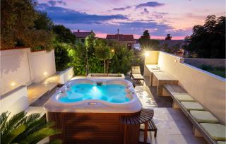 4 Bedroom Amazing Home In Barbat - Barbat na Rabu - 2
