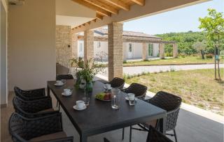 3 Bedroom Cozy Home In Buje - Buje - 8