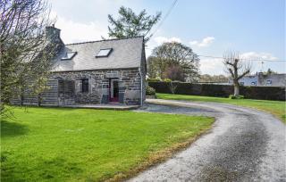 2 Bedroom Gorgeous Home In Gouarec - Gouarec - 1