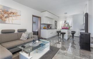 Lovely Home In Rasopasno With Wifi - Rasopasno - 8