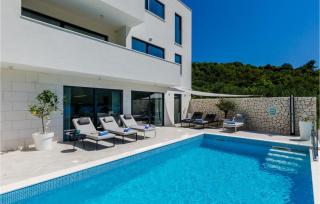 Four-Bedroom Holiday Home In Zaton Mali - Zaton - 3