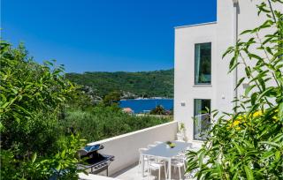 Four-Bedroom Holiday Home In Zaton Mali - Zaton - 8