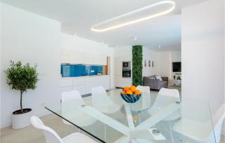 Four-Bedroom Holiday Home In Zaton Mali - Zaton - 6