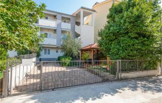 Nice Apartment In Baska Voda With Wifi - Baška Voda - 9