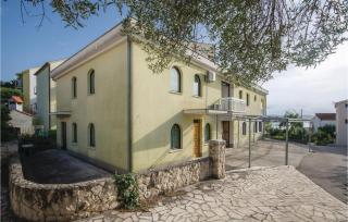 Beautiful Apartment In Okrug Gornji - Trogir - 0