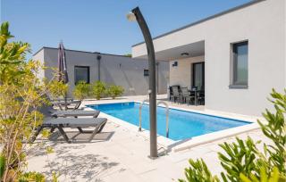 Beautiful Home In Vir With Sauna - Vir - 4