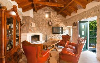 Amazing Home In Slivno - Grepe - 6