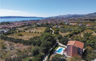 Nice Home In Kastel Luksic With Jacuzzi - Kaštela - 6