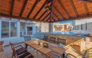 Beautiful Home In Krivodol With Wifi - Krivodol - 4