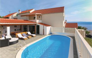 Three-Bedroom Holiday Home In Omis - Omiš - 0