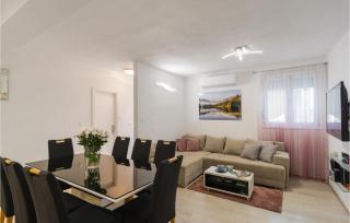 Amazing Apartment In Obrovac Sinjski - 7