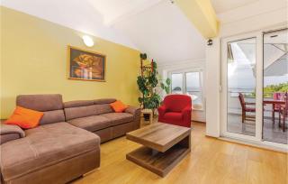 1 Bedroom Nice Apartment In Dramalj - 8