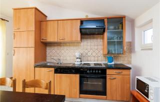 Apartment Obala Kralja Tomislava Iii - Sveti Filip i Jakov - 1