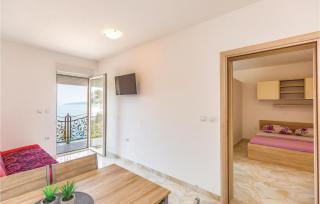 One-Bedroom Apartment In Krvavica - Krvavica - 8