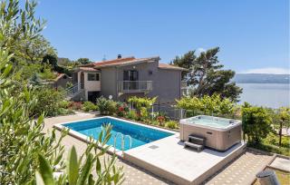 Amazing Home In Omis With Jacuzzi - Omiš - 8