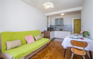 Lovely Apartment In Icici With Wifi - 7