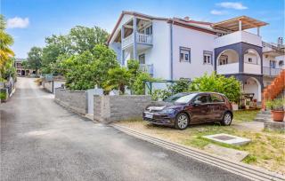 1 Bedroom Gorgeous Apartment In Marsici - Sveti Vid-Miholjice - 3