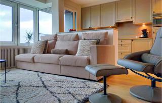 Beautiful Apartment In Oostende - 8