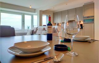 Beautiful Apartment In Oostende - Ostenda - 1