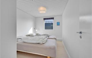 Two-Bedroom Holiday Home In Hesselager - 5