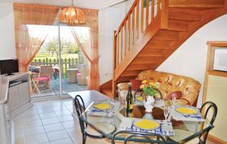 2 Bedroom Amazing Home In Plomeur - 9