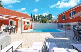 Four-Bedroom Holiday Home In Zedno - Trogir - 0
