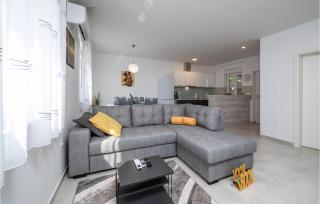 2 Bedroom Stunning Home In Zeliski - Želiski - 7