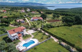 Four-Bedroom Holiday Home With Sea View In Krnica - Peruški - 0