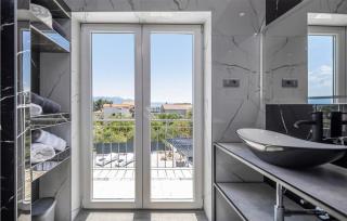 Nice Home In Sucuraj With Wifi - 4