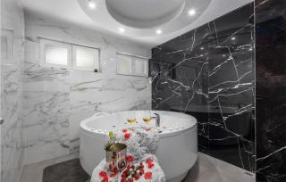 Nice Home In Sucuraj With Wifi - 5