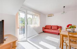 1 Bedroom Nice Apartment In Marsici - Sveti Vid-Miholjice - 8