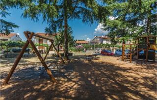 Two-Bedroom Apartment In Porec - Poreč - 1