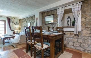 Two-Bedroom Holiday Home In Benkovac - Benkovac - 1