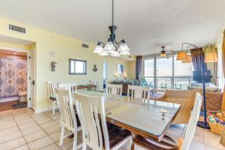Vibrant Navarre Condo Pool and Beach Chair Service! - Navarre - 8