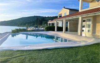 Beautiful Home In Veli Rat With Wifi - Veli Rat - 0