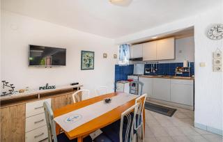 Stunning Home In Maslenica With Kitchen - Maslenica - 7