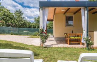 Beautiful Home In Marcana With Kitchen - 1