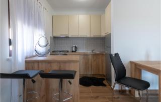 Stunning Home In Nedescina With Kitchen - Nedeščina - 3