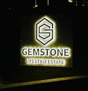 Studio 19 Townhouse - 2