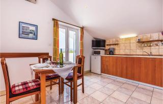 Lovely Apartment In Krk With Wifi - Brzac - 9