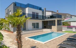 5 Bedroom Stunning Home In Liznjan - Ližnjan - 0