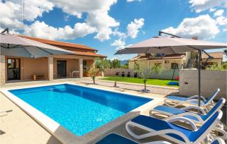Stunning Home In Nedescina With Kitchen - 9
