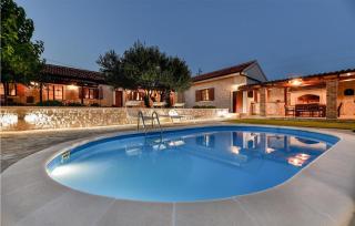 Nice Home In Lisicic With Wifi - Lisičići - 9