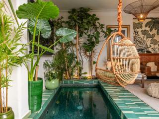 Riad Nesayam - 8