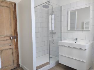 Idéal ! Calme, lumineux, rack vélo, wifi - 4