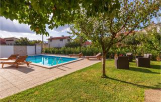 Three-Bedroom Holiday Home In Donji Prolozac - Donji Proložac - 6
