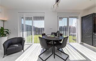 Awesome Apartment In Seget Donji - 7