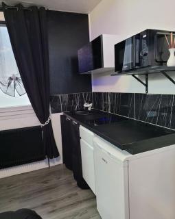 Studio Black and White - Le Mans - 2