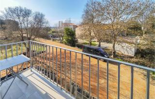 Amazing Apartment In Narbonne With Wifi - Narbonne - 6