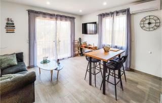 Amazing Apartment In Narbonne With Wifi - Narbonne - 9